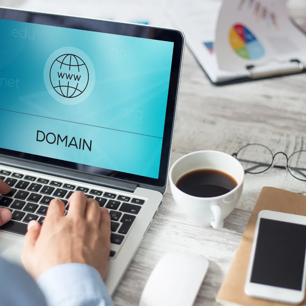 Come scegliere il nome di dominio perfetto per la propria azienda